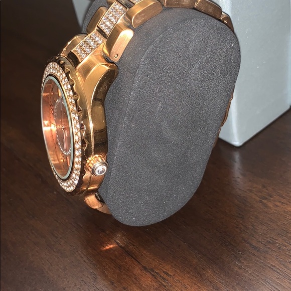 ✨Express Women’s Watch✨ - Picture 4 of 7